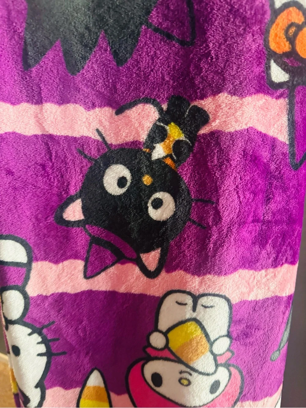 Hello Kitty and Friends halloween-themed viral fleece throw blanket bnwt